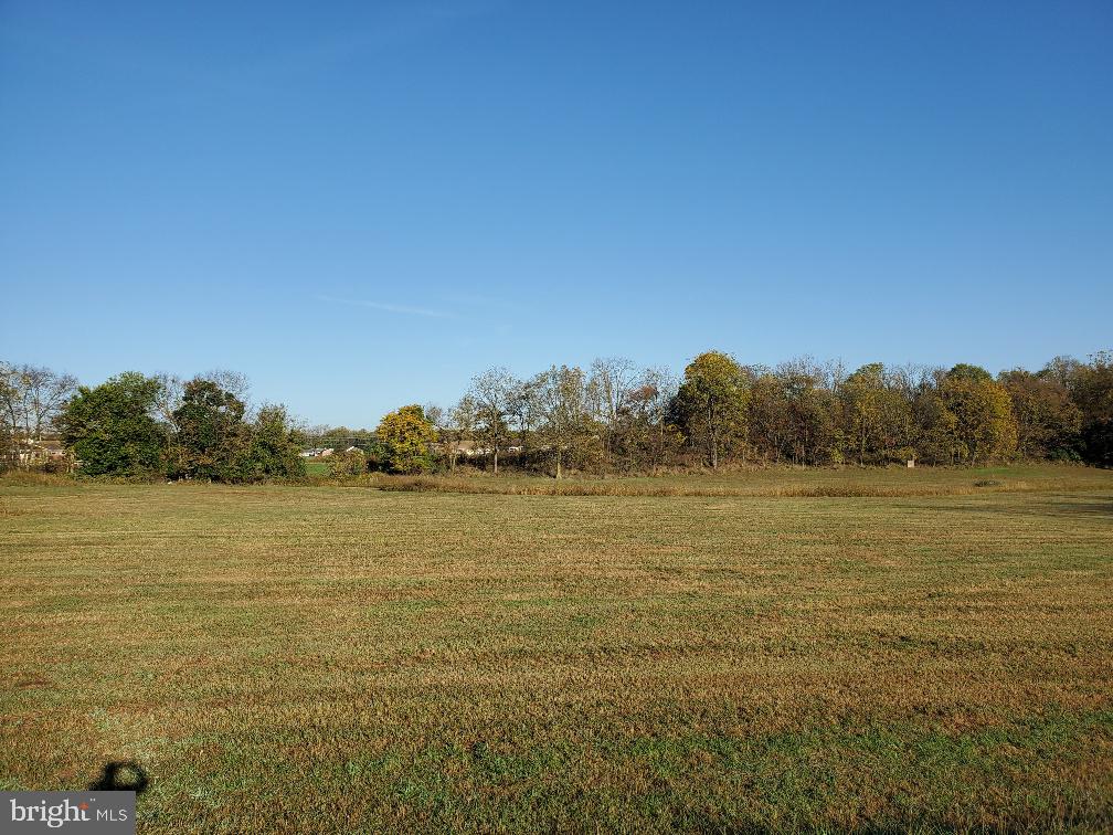 Oak Ridge Drive East Hagerstown, MD 21740 - Photo 1 of 7