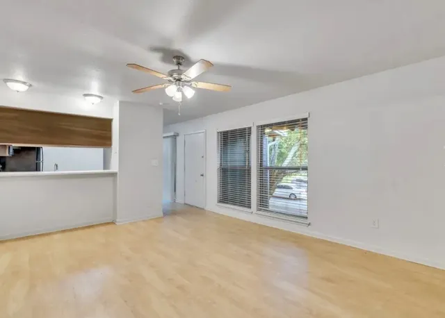 $860 | 18 Berryhill Road, Columbia, SC 29210