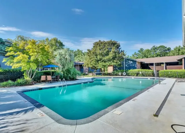 $860 | 18 Berryhill Road, Columbia, SC 29210