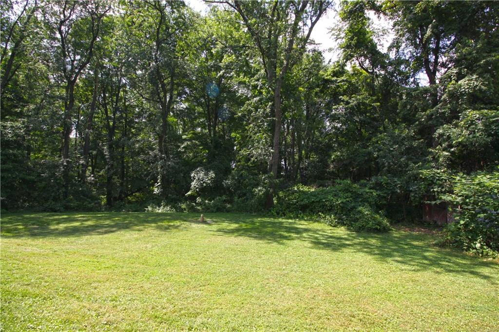 366 Moon Clinton Road Coraopolis, PA 15108 - Photo 4 of 21 a view of outdoor space
