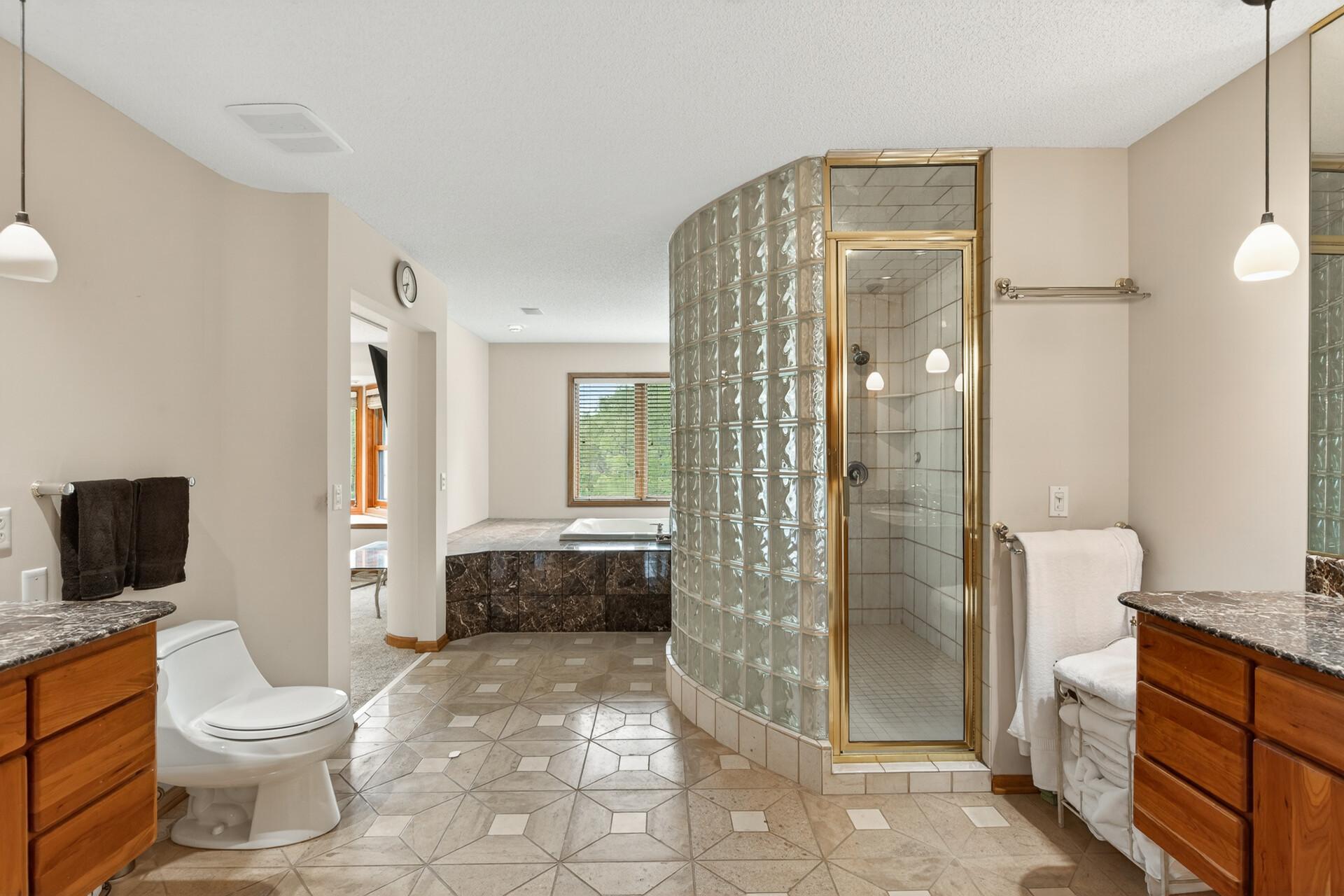 11820 Bren Road Minnetonka, MN 55343 - Photo 26 of 45