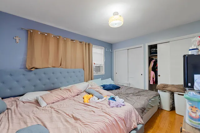 $780,000 | 5706 North St Louis Avenue, Chicago, IL 60659