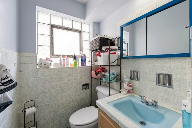 $780,000 | 5706 North St Louis Avenue, Chicago, IL 60659