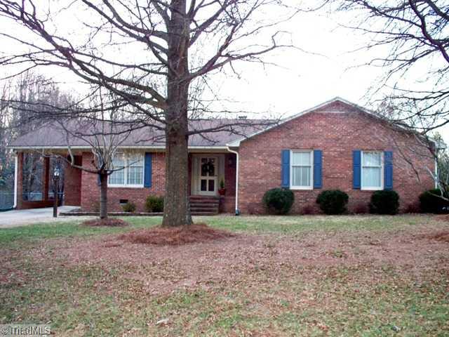 212 Cardwell Road Mayodan, NC 27027 - Photo 1 of 16 Exterior Front.
