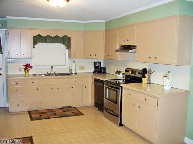 212 Cardwell Road Mayodan, NC 27027 - Photo 15 of 16 Other. Huge kitchen, all appliances remain