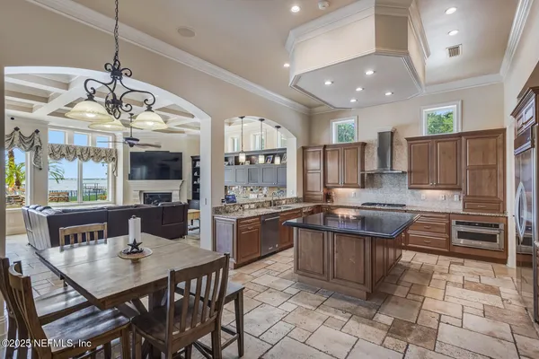 $5,600,000 | 4710 State Road 13, St. Johns, FL 32259