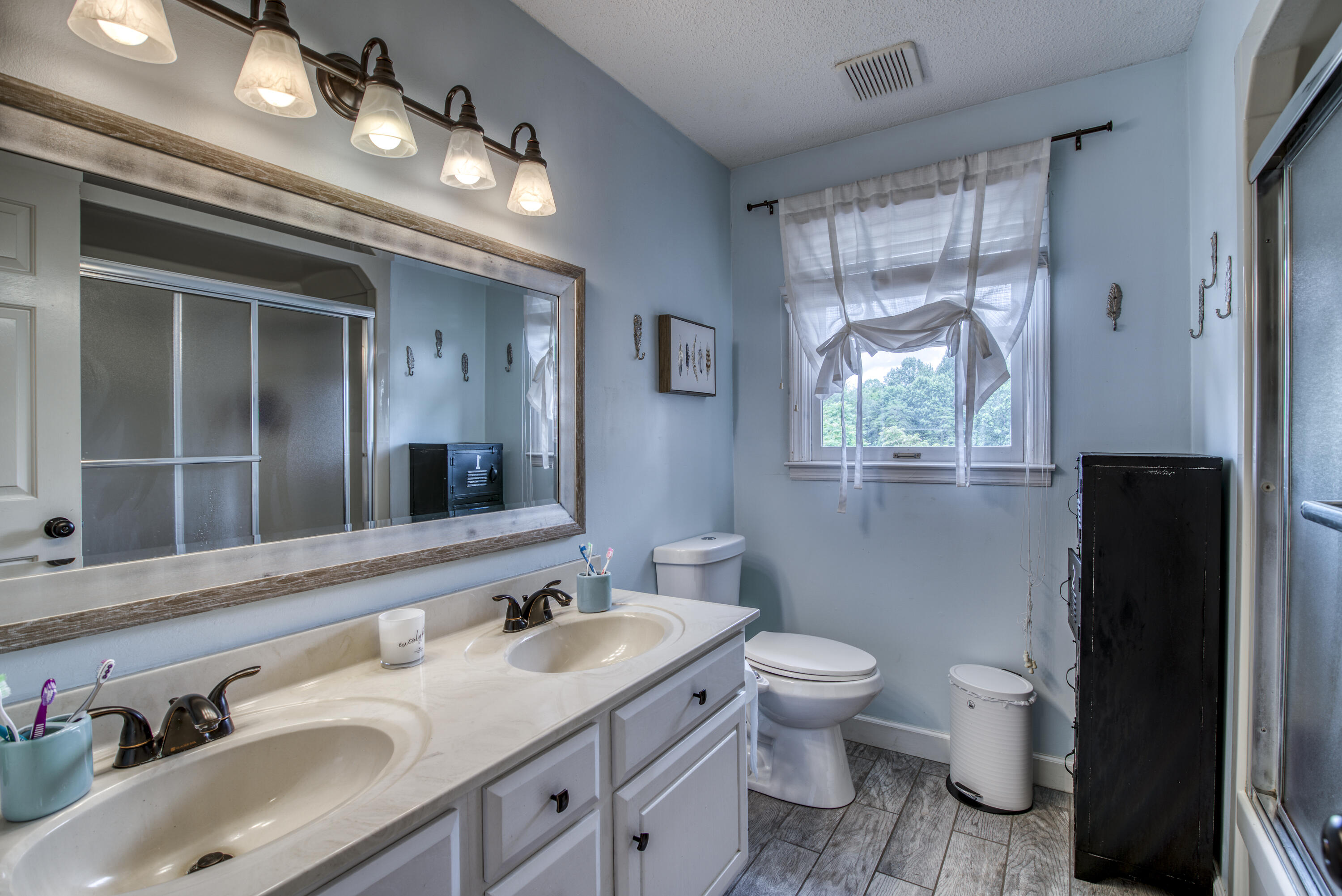 100 Queensgate Bristol, TN 37620 - Photo 59 of 94 100-Queensgate-Bristol-TN Highlands-Real