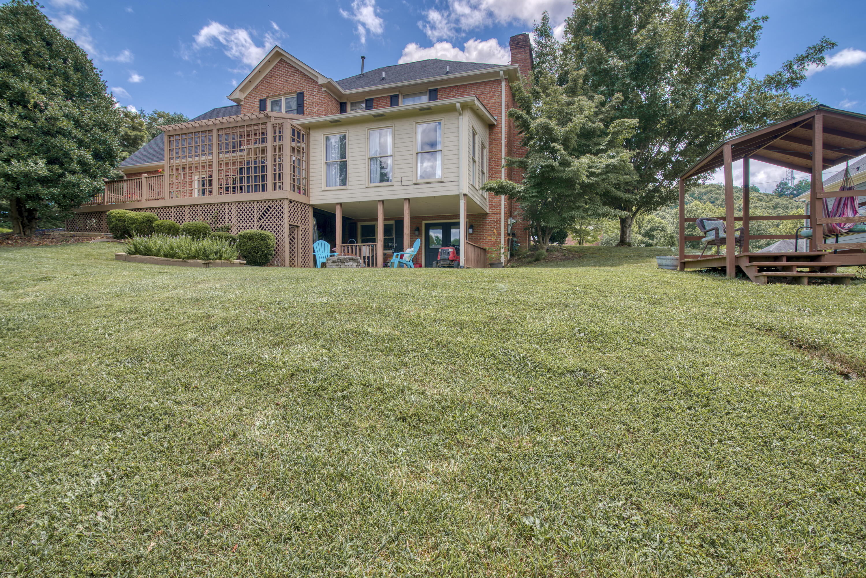 100 Queensgate Bristol, TN 37620 - Photo 6 of 94 100-Queensgate-Bristol-TN Highlands-Real