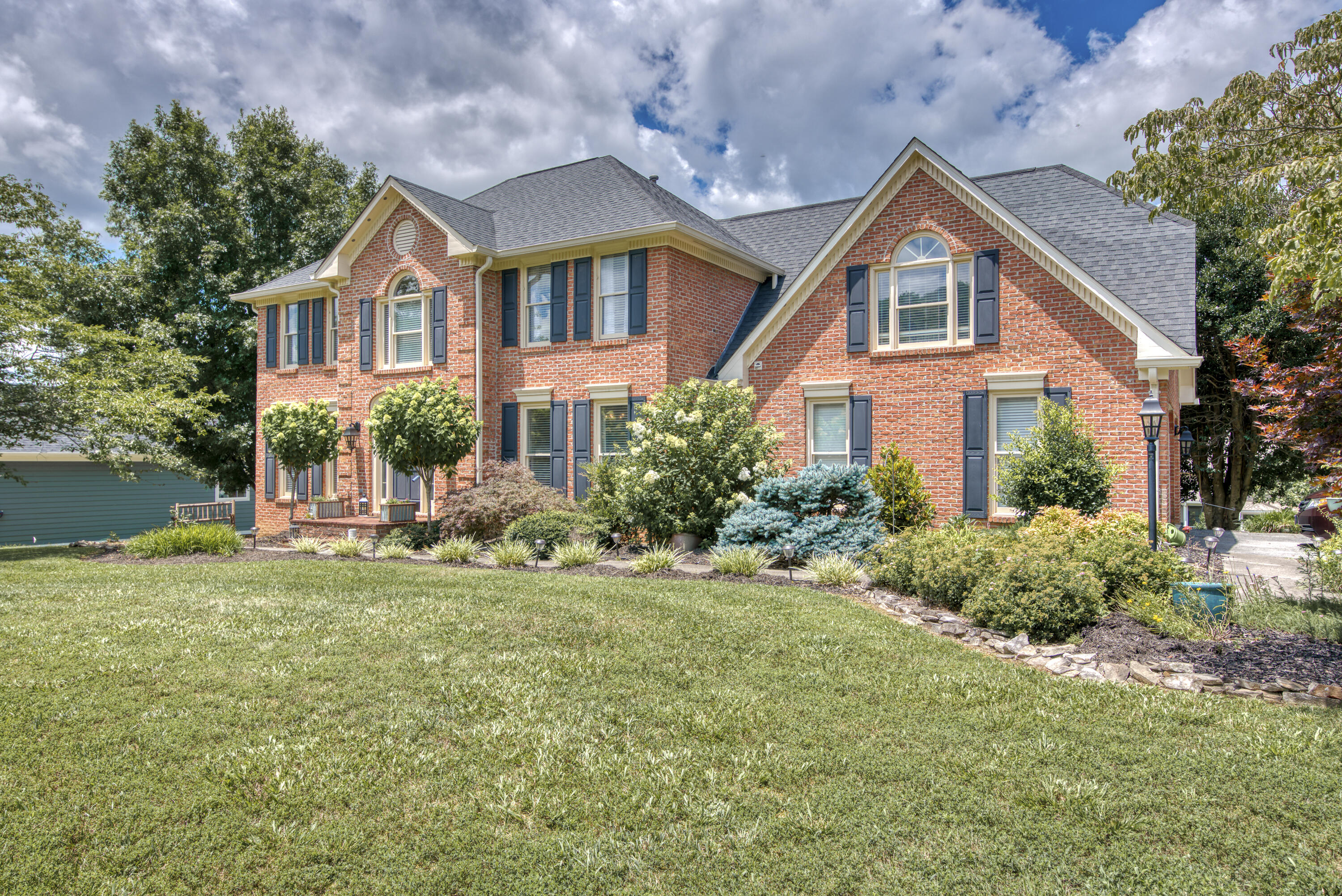 100 Queensgate Bristol, TN 37620 - Photo 69 of 94 100-Queensgate-Bristol-TN Highlands-Real