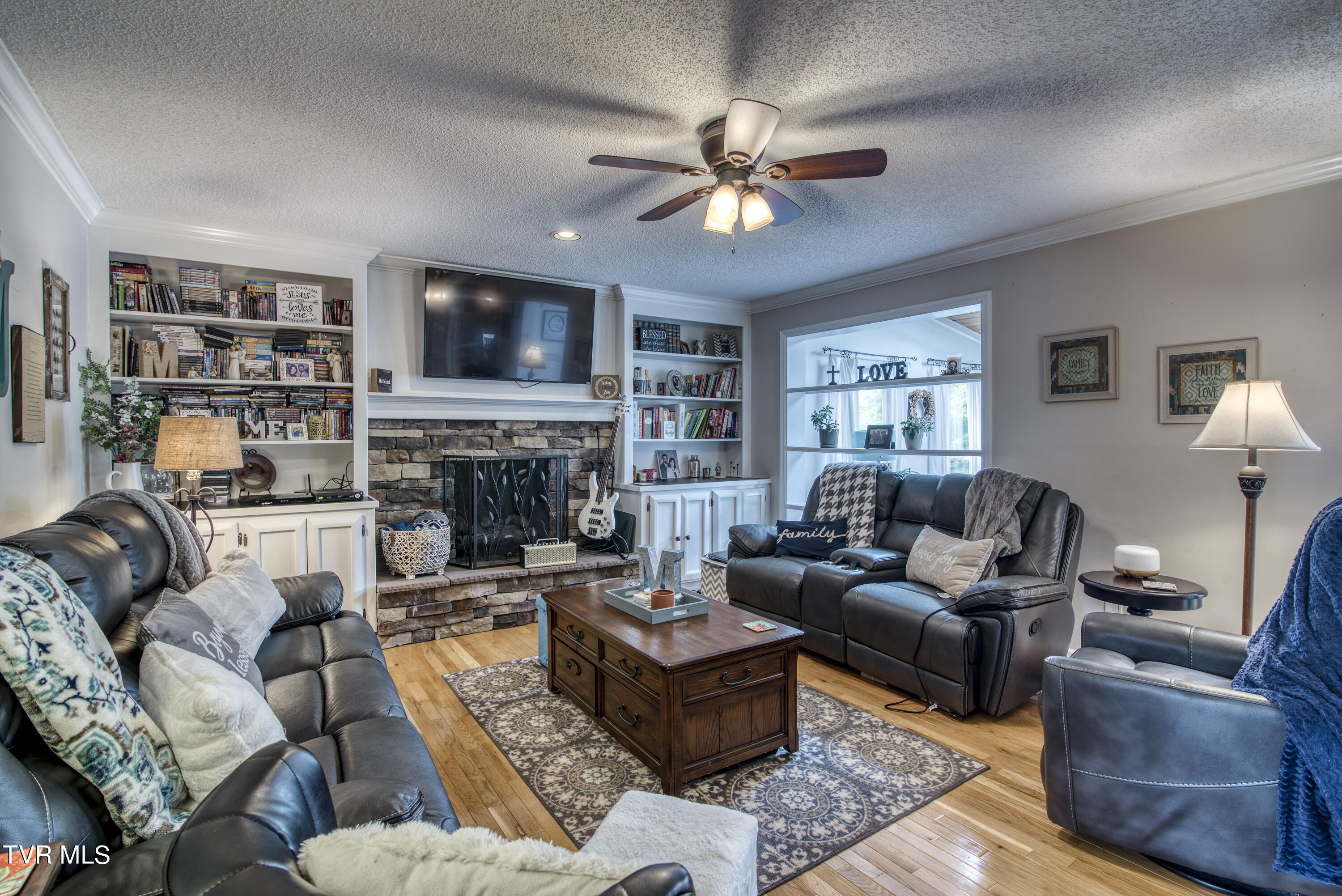 100 Queensgate Bristol, TN 37620 - Photo 76 of 94 Family