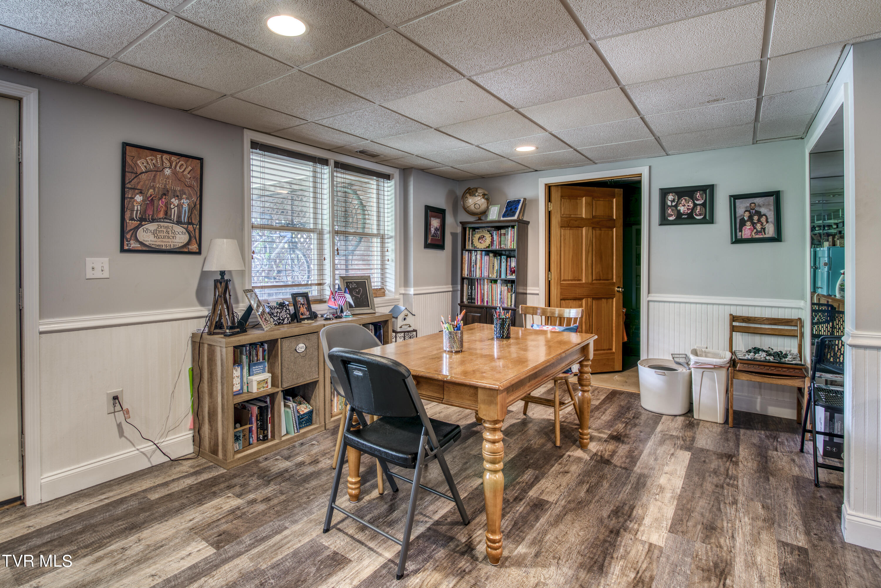 100 Queensgate Bristol, TN 37620 - Photo 83 of 94 Downstairs Den