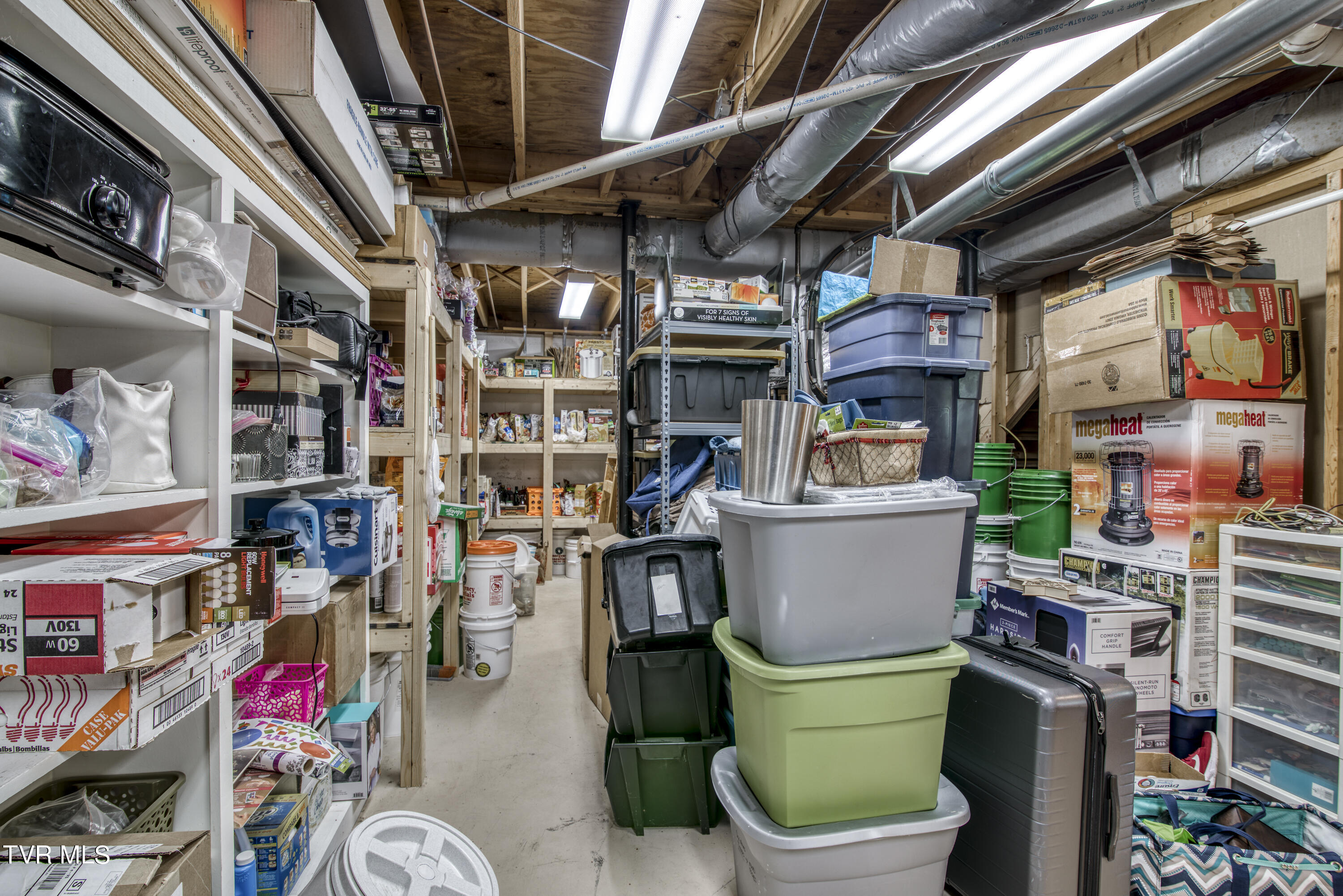 100 Queensgate Bristol, TN 37620 - Photo 85 of 94 Storage