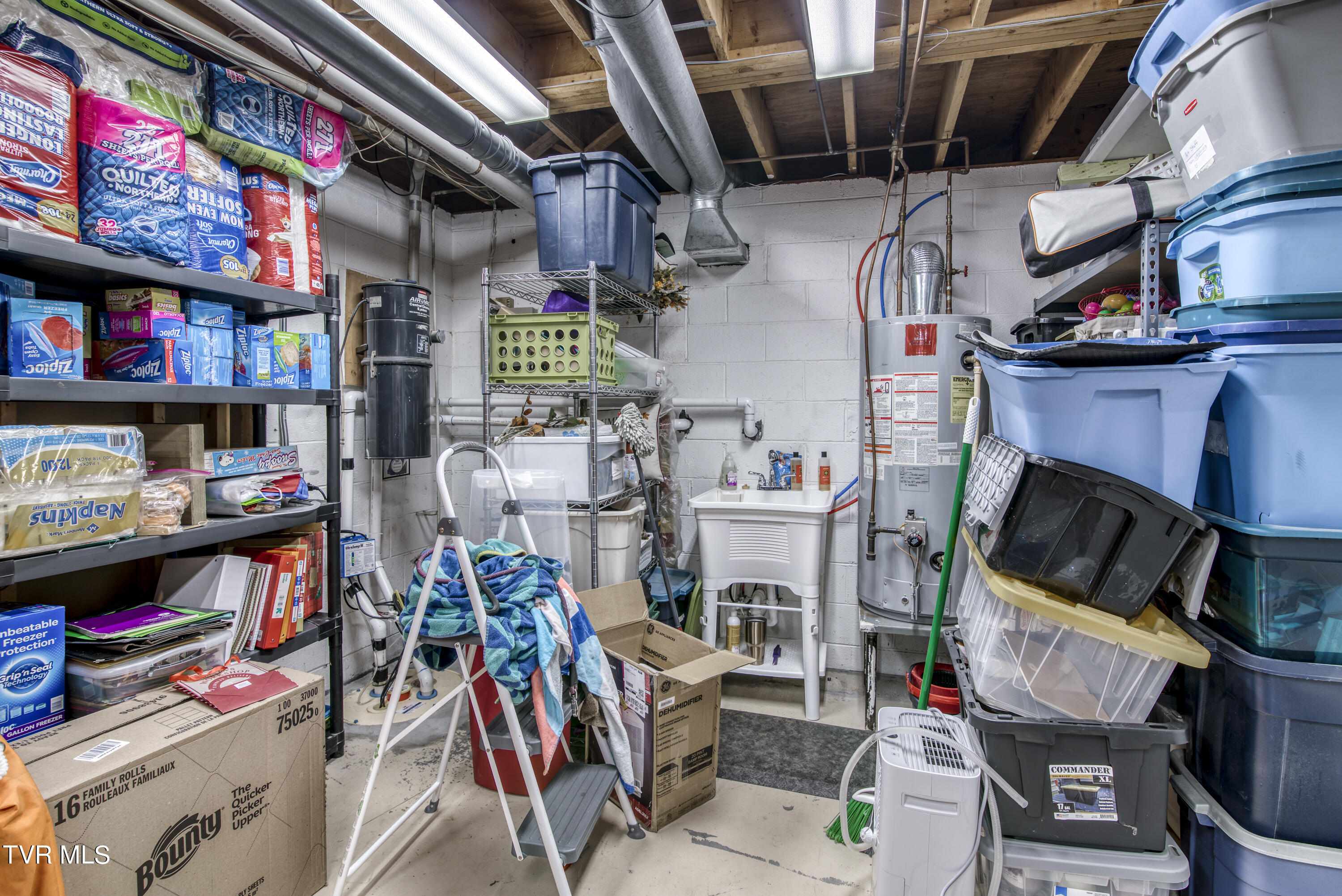 100 Queensgate Bristol, TN 37620 - Photo 86 of 94 Storage