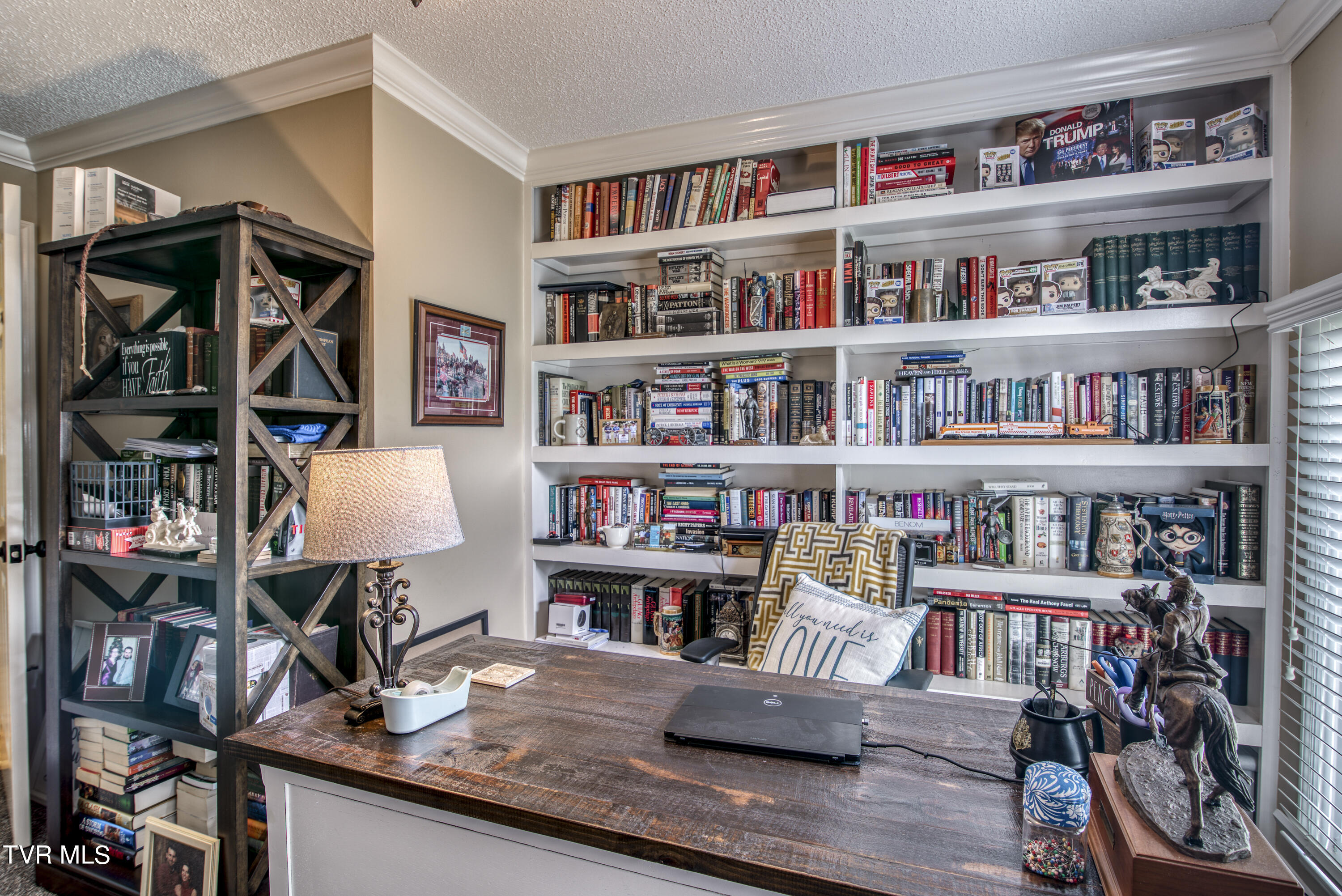 100 Queensgate Bristol, TN 37620 - Photo 90 of 94 Office