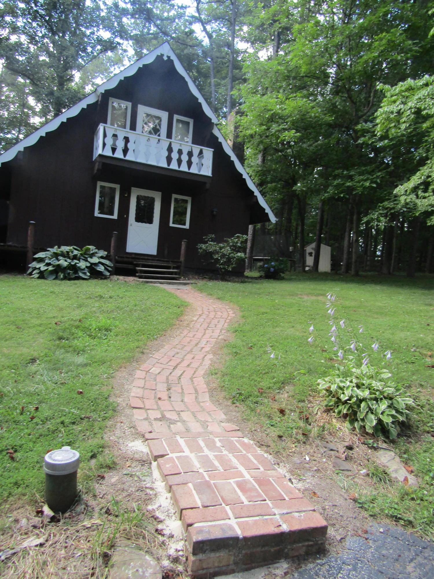 20300 Thompson Ridge Road Laurelville, OH 43135 - Photo 3 of 28