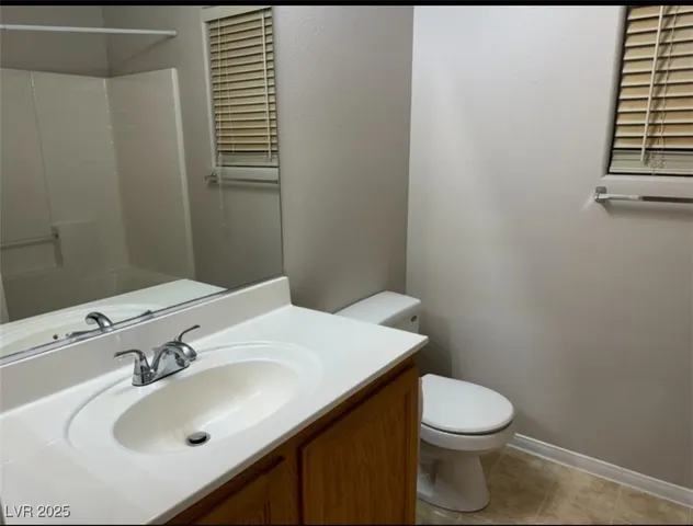 $1,900 | 5643 Dawn Falls Street, Las Vegas, NV 89148