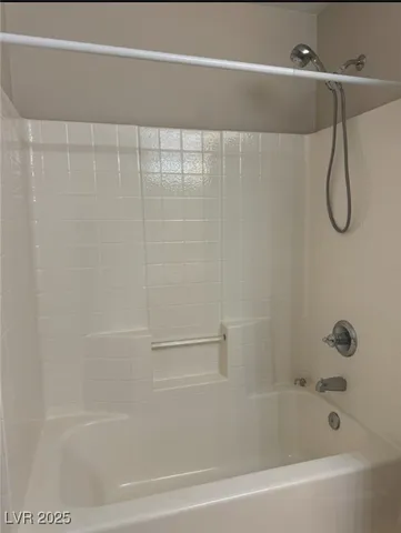 $1,900 | 5643 Dawn Falls Street, Las Vegas, NV 89148