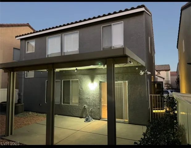 $1,900 | 5643 Dawn Falls Street, Las Vegas, NV 89148