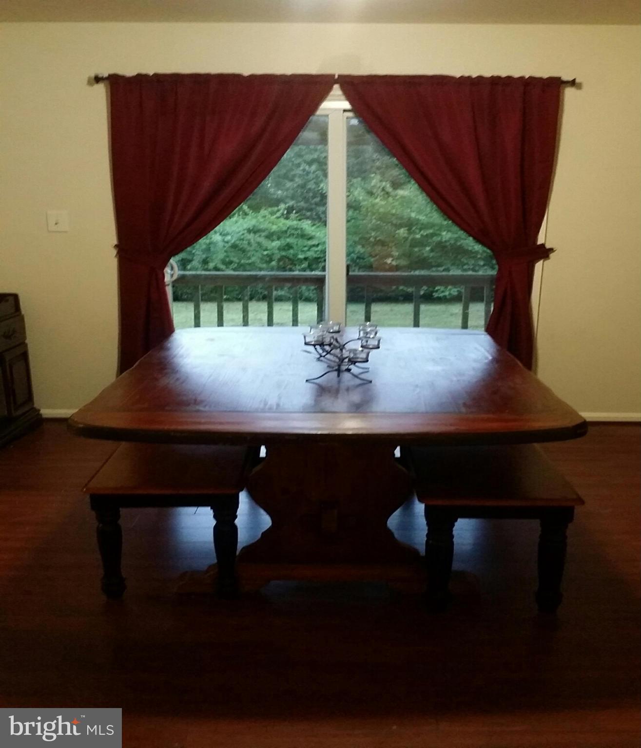 8526 Stonewall Road Manassas, VA 20110 - Photo 4 of 13 Dining Room