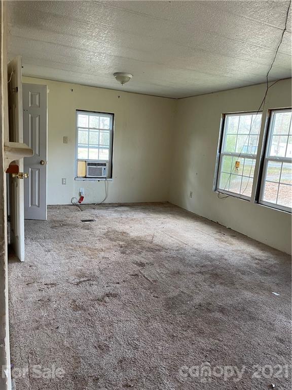 104 Oakwood Road Matthews, NC 28104 - Photo 8 of 8 Gallery Image 8