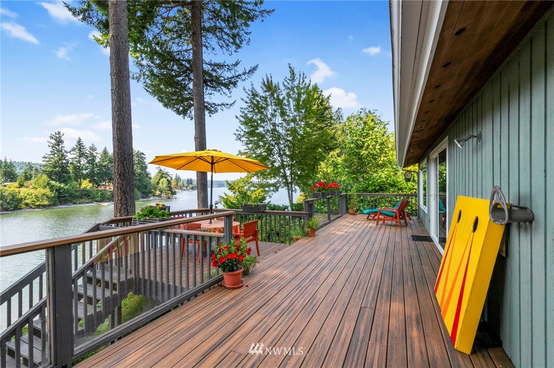 16371 Pearson Point Road Northeast Poulsbo, WA 98370 - Photo 16 of 37 Gallery Image 16