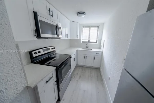 $2,250 | Holleman Manor, Miami, FL 33142