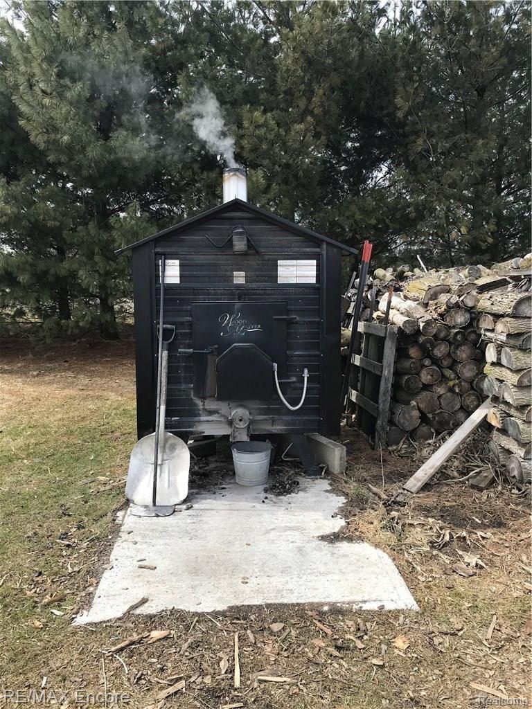 14218 Stuart Road Chesaning, MI 48616 - Photo 13 of 44 NEW WOOD BURNER 2012