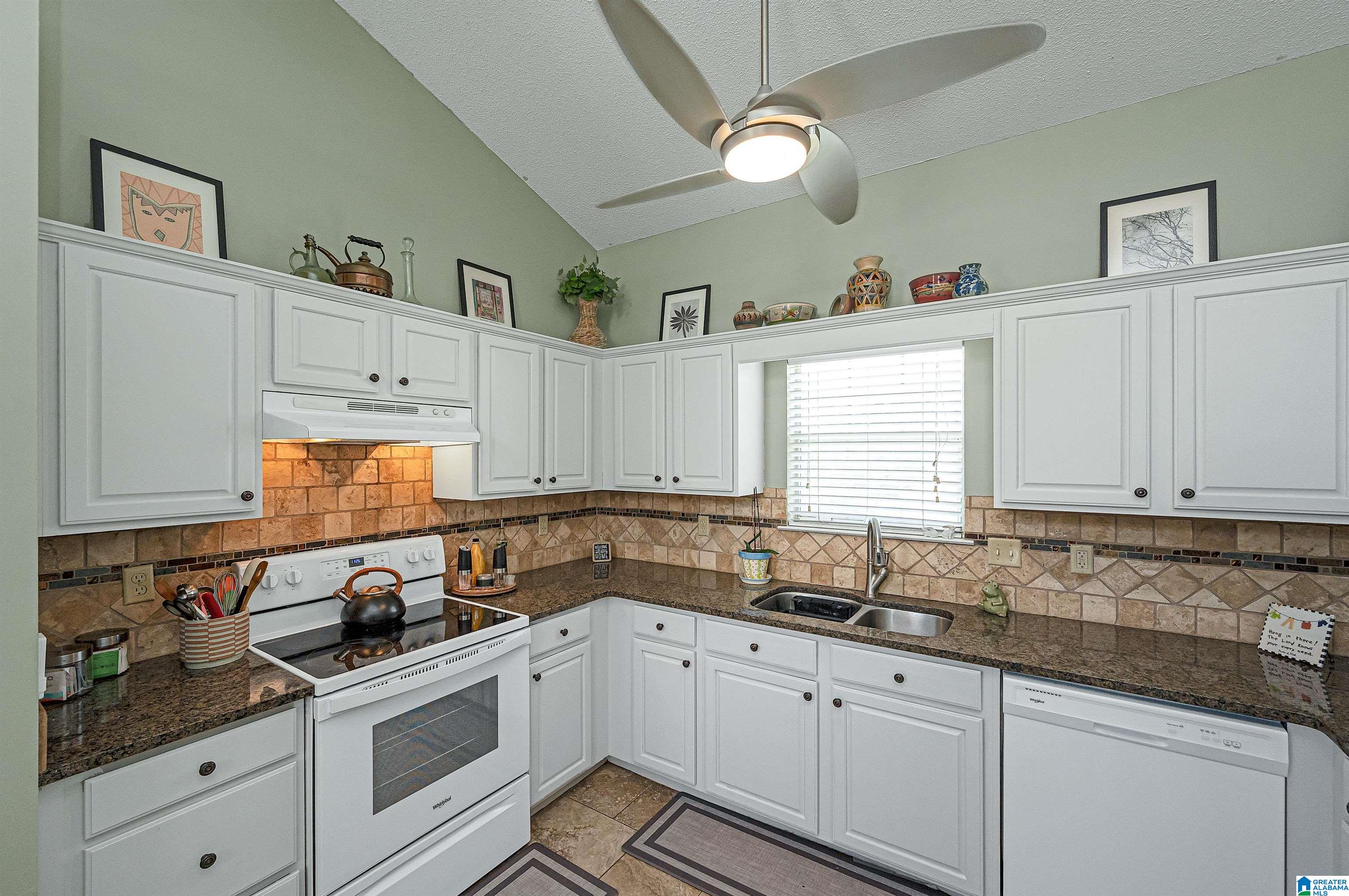 589 Clearview Road Hoover, AL 35226 - Photo 11 of 35
