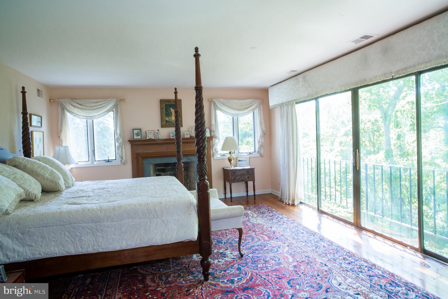 38138 Forest Mills Road Leesburg, VA 20175 - Photo 17 of 30 Bedroom (Master)