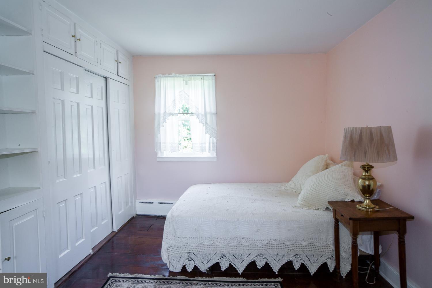 38138 Forest Mills Road Leesburg, VA 20175 - Photo 18 of 30 Bedroom