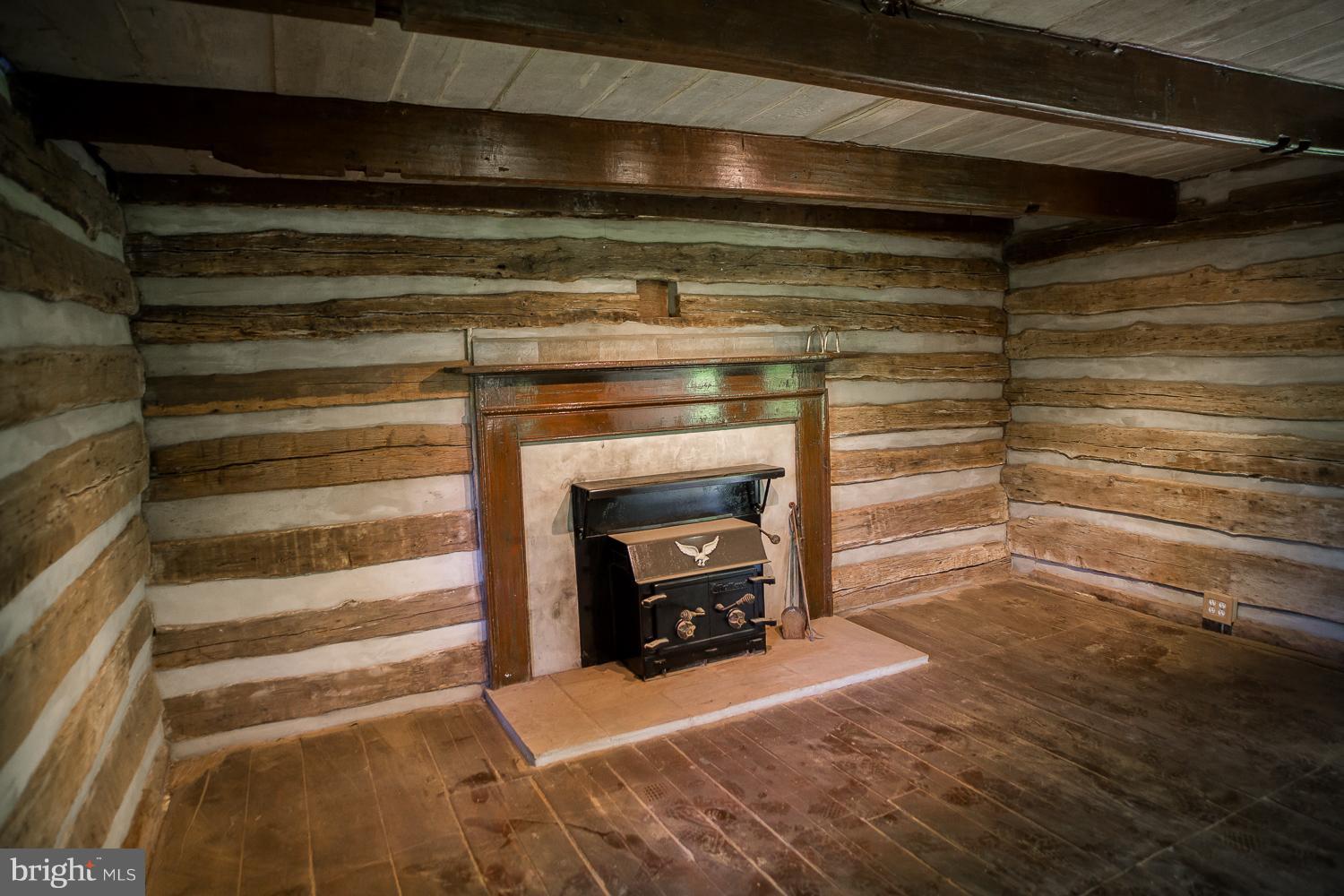 38138 Forest Mills Road Leesburg, VA 20175 - Photo 28 of 30 Log Cabin