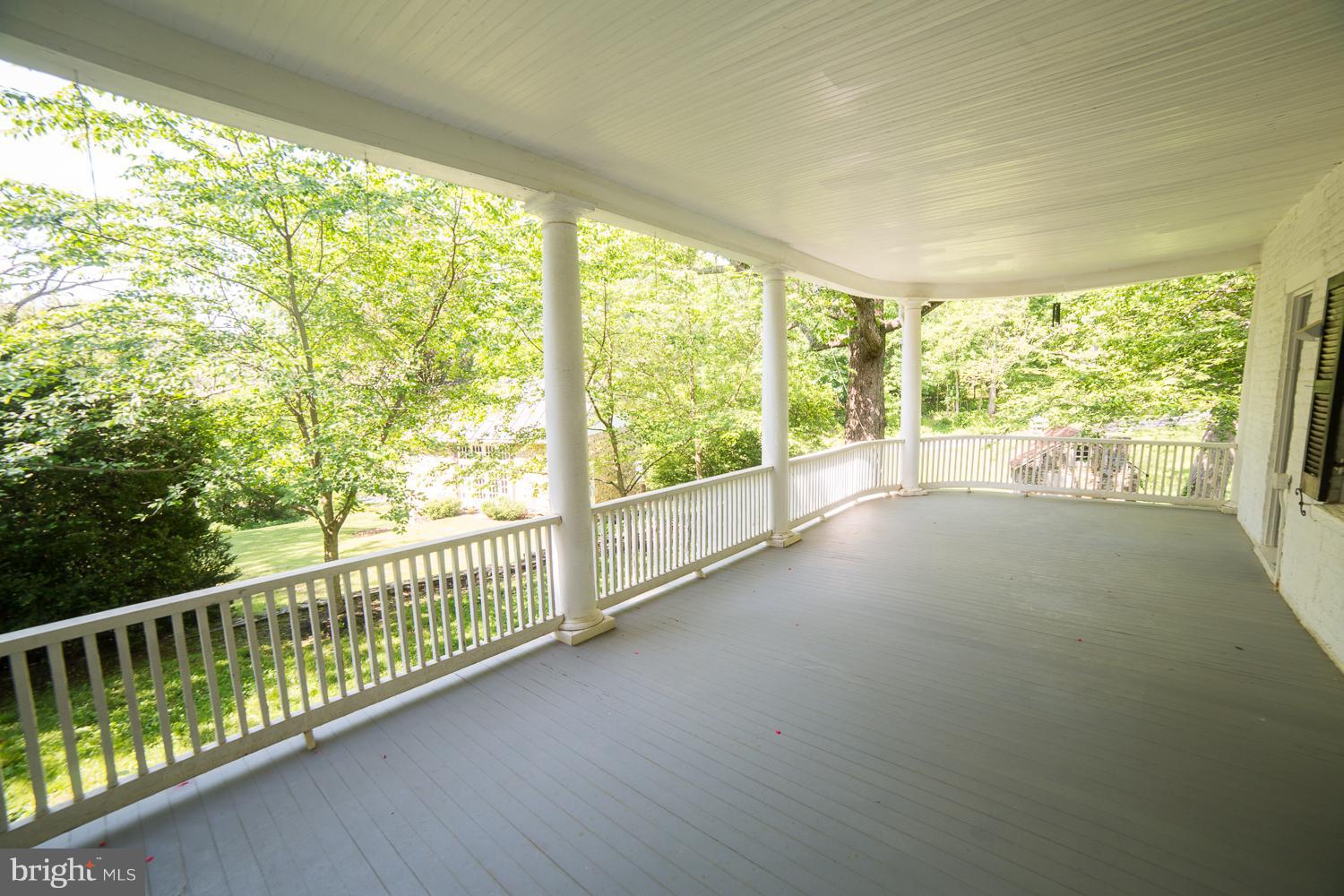 38138 Forest Mills Road Leesburg, VA 20175 - Photo 10 of 30 Grand back porch