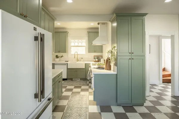 $1,495,000 | 402 West Robinson Street, Carson City, NV 89703
