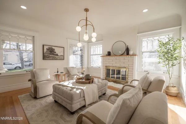 $1,495,000 | 402 West Robinson Street, Carson City, NV 89703