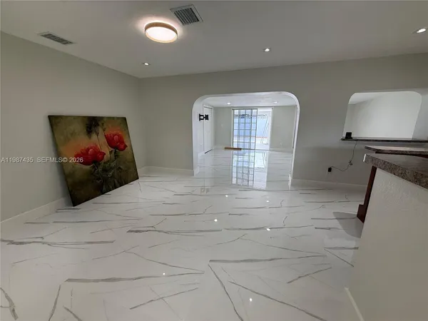 $3,800 | 11602 Northwest 58th Avenue, Hialeah, FL 33012
