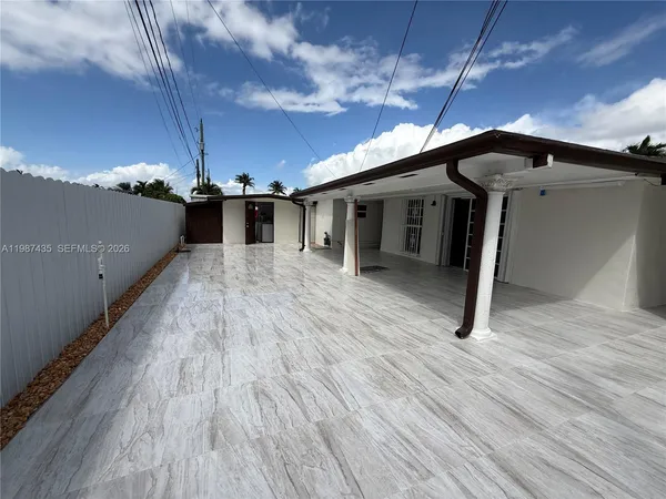 $3,800 | 11602 Northwest 58th Avenue, Hialeah, FL 33012