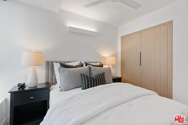 $2,795 | 3688 Overland Avenue, Unit 711, Los Angeles, CA 90034