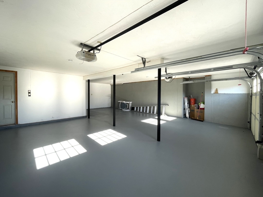 15 Mansfield Road Middleton, MA 01949 - Photo 35 of 42 a view of entryway