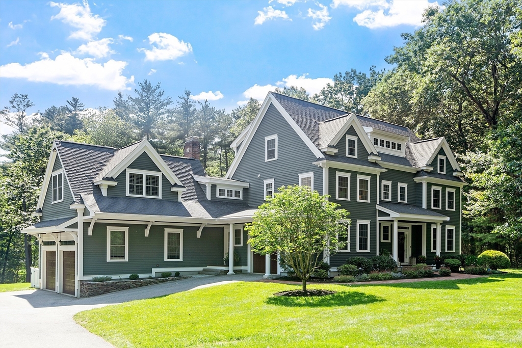 17 Stonebridge Road Groveland, MA 01834 - Photo 1 of 42 Gallery Image 1