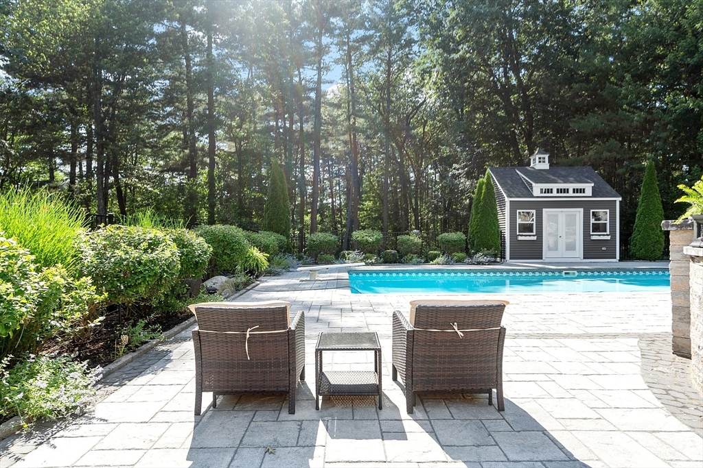 17 Stonebridge Road Groveland, MA 01834 - Photo 5 of 42 Gallery Image 5