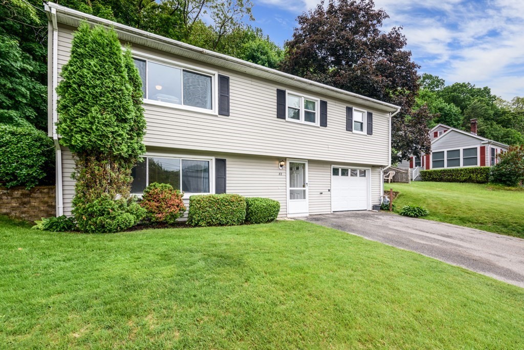 82 Whitehall Road Amesbury, MA 01913 - Photo 1 of 30 Gallery Image 1