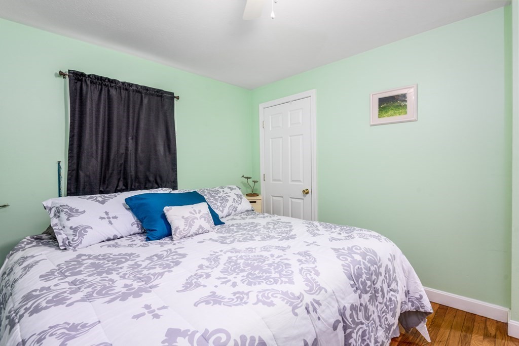 82 Whitehall Road Amesbury, MA 01913 - Photo 23 of 30 Gallery Image 23
