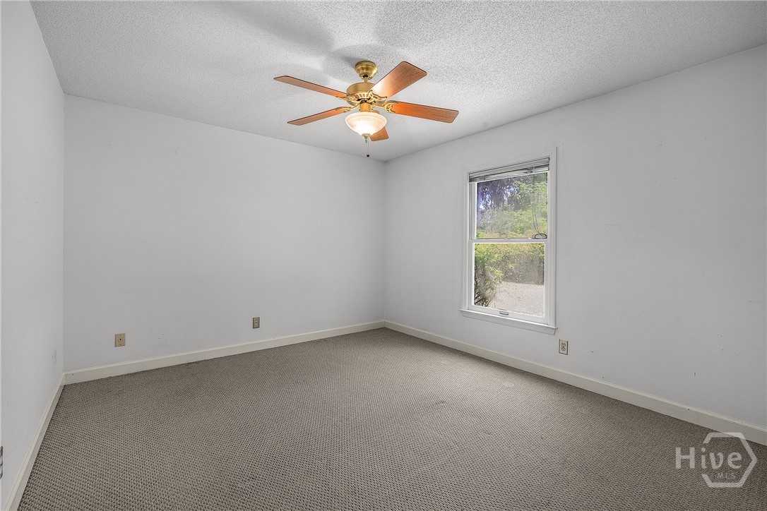 12 Sutton Road Savannah, GA 31419 - Photo 20 of 33