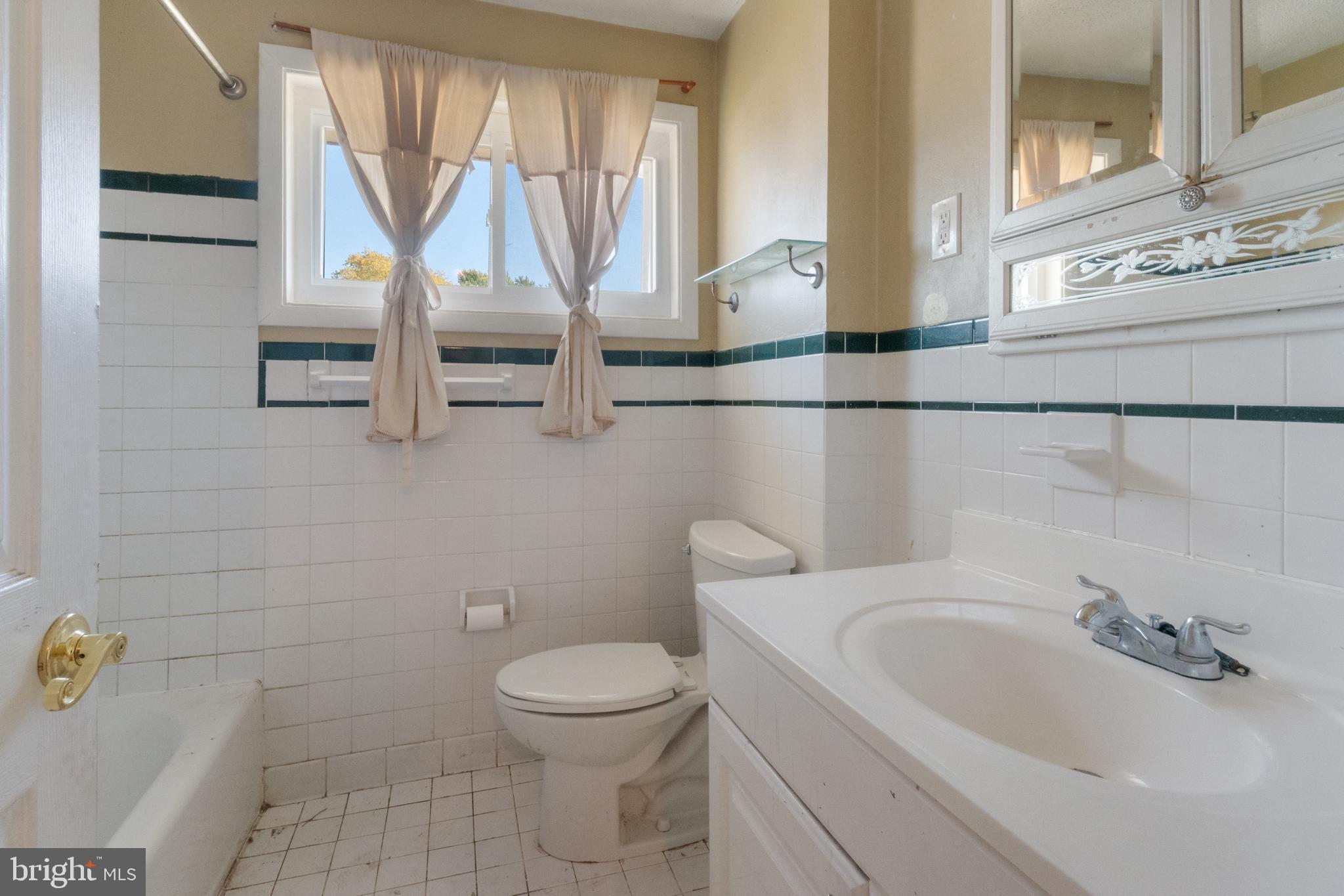 1438 Doris Road Abington, PA 19001 - Photo 19 of 24 Gallery Image 19