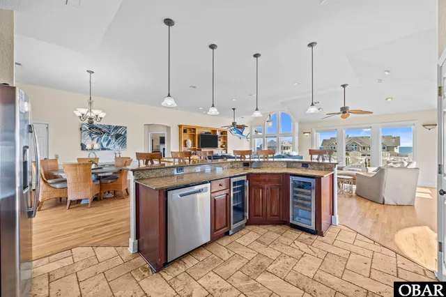 $2,345,000 | 978 Lighthouse Drive, Corolla, NC 27927