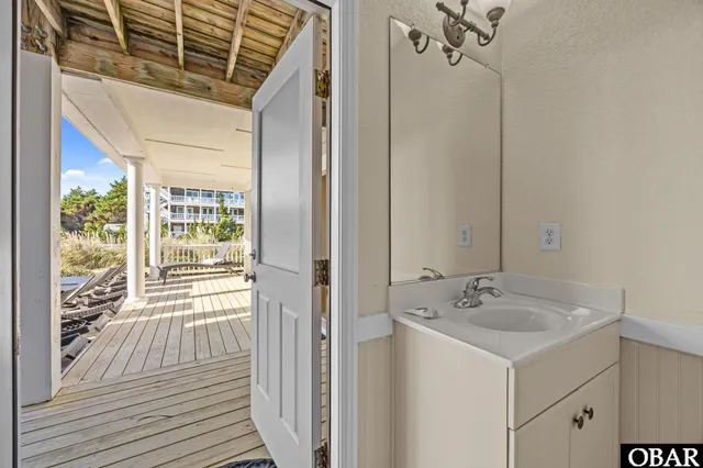 $2,345,000 | 978 Lighthouse Drive, Corolla, NC 27927