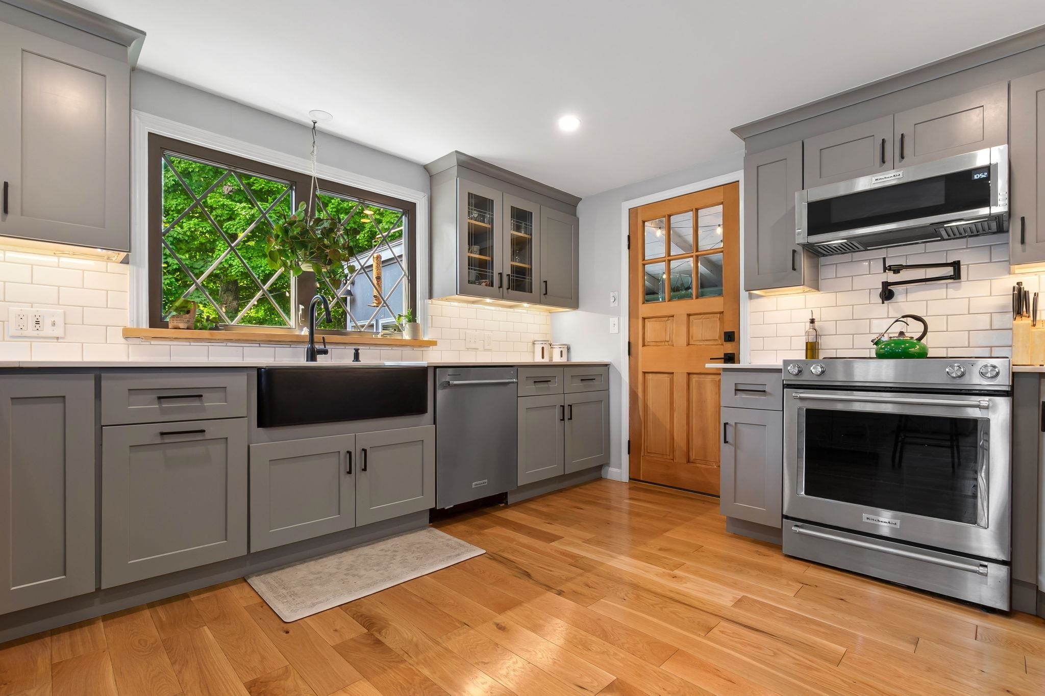 9 Comings Court Exeter, NH 03833 - Photo 6 of 39