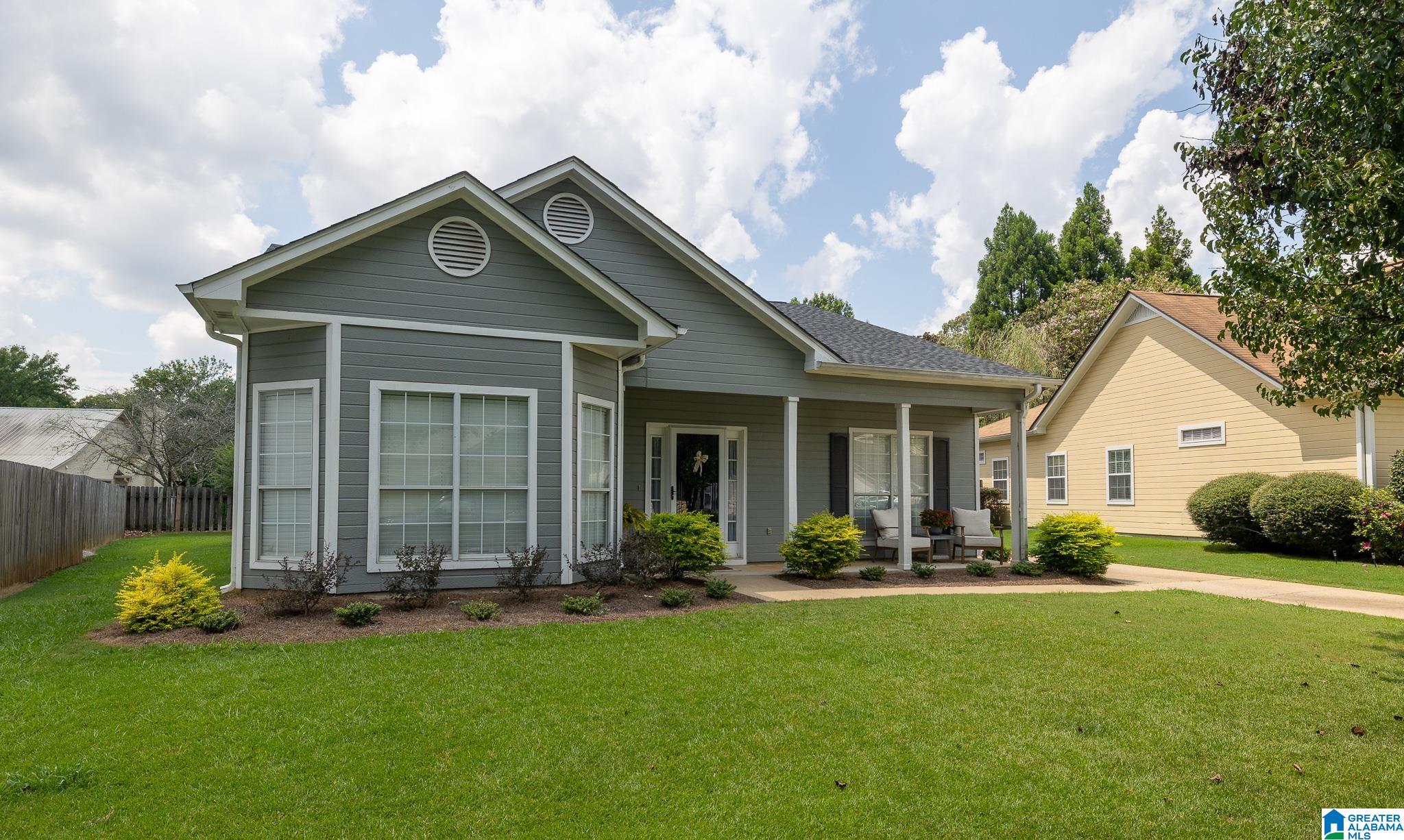 1528 Oliver Road Leeds, AL 35094 - Photo 2 of 32