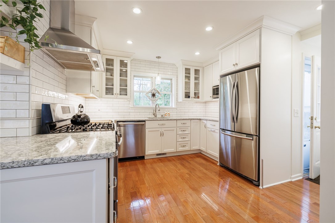 67 Schilling Lane Rochester, NY 14618 - Photo 11 of 25