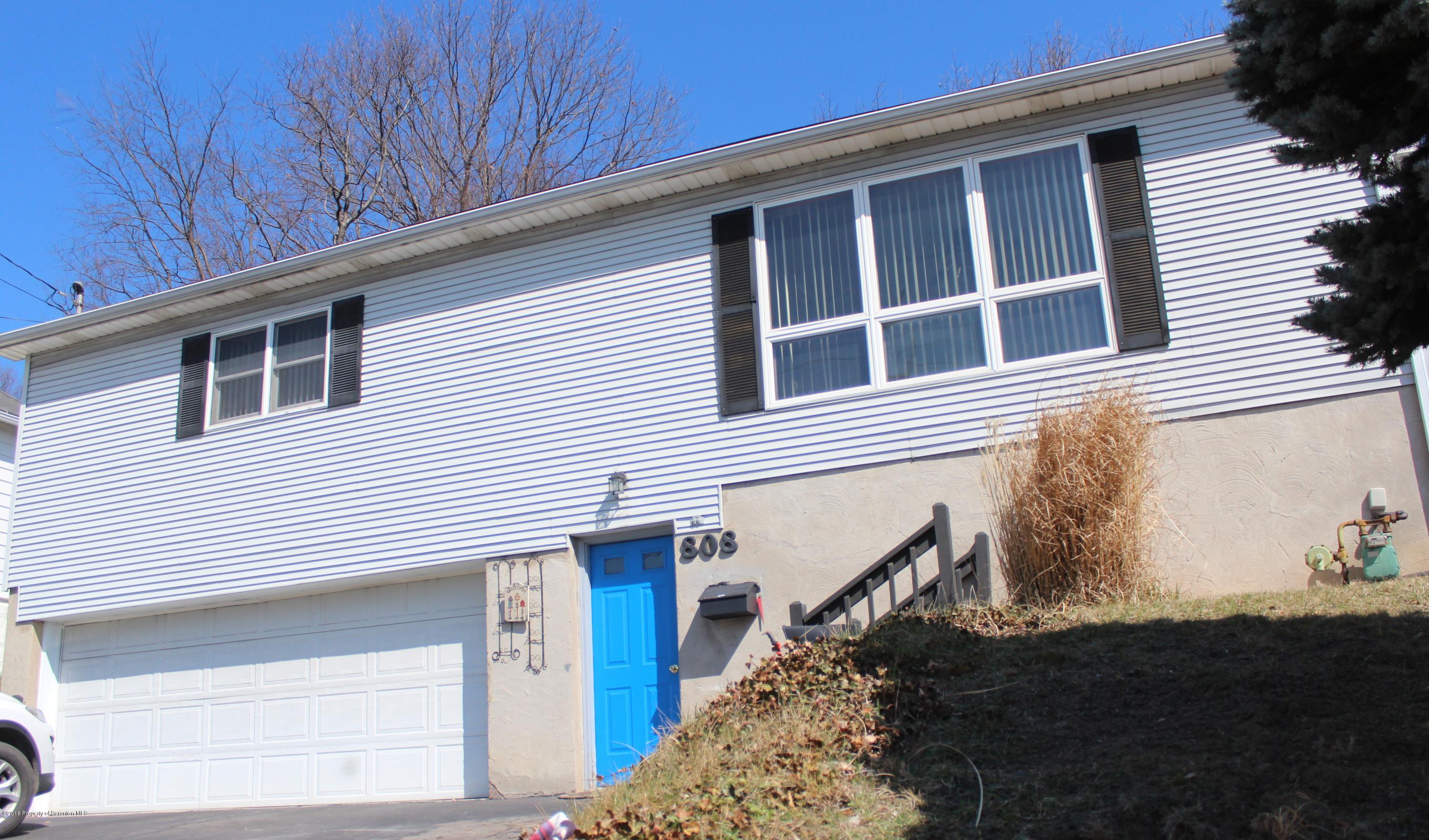 806 Scott Road Dickson City, PA 18519 - Photo 1 of 23 Gallery Image 1